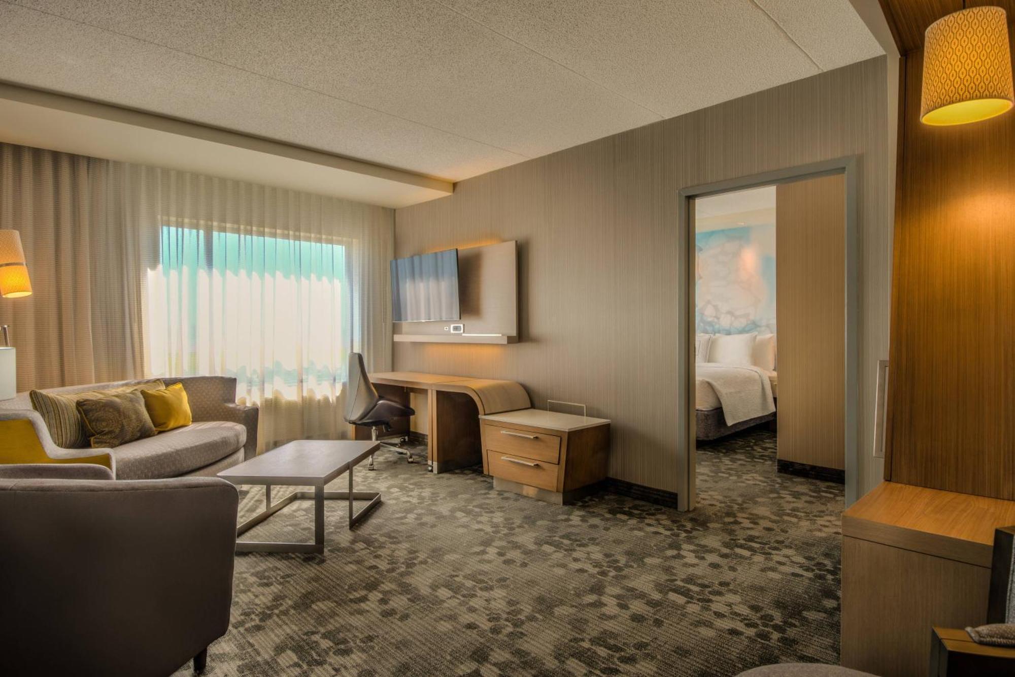 Courtyard By Marriott Winnipeg Airport Zewnętrze zdjęcie